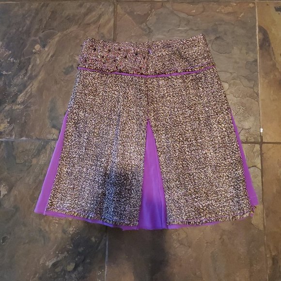 Suit - Picture 3 of 8